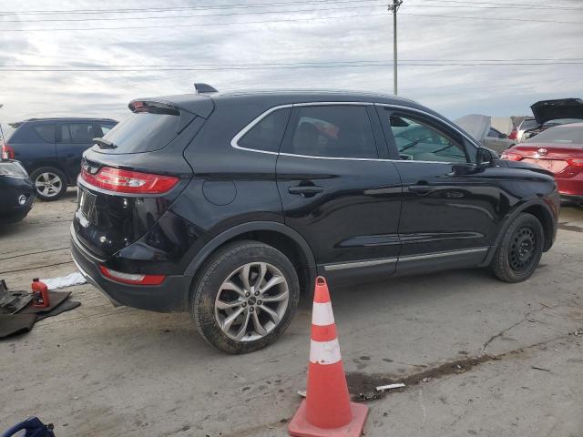 5LMCJ2C95KUL51930 - 2019 LINCOLN MKC SELECT BLACK photo 3