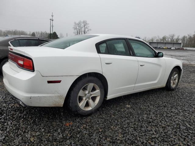 2B3CL3CG2BH578292 - 2011 DODGE CHARGER WHITE photo 3