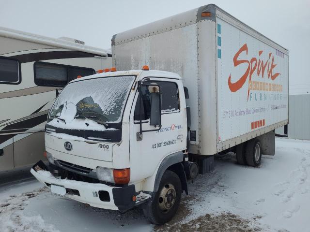 JNAUX51J05A500164 - 2005 NISSAN DIESEL UD1300 WHITE photo 1