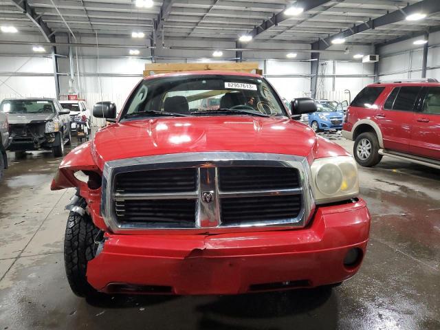 1D7HW48N66S502197 - 2006 DODGE DAKOTA QUAD SLT RED photo 5