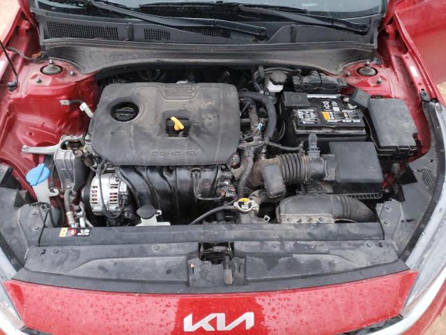 3KPF24ADXPE611510 - 2023 KIA FORTE LX RED photo 11