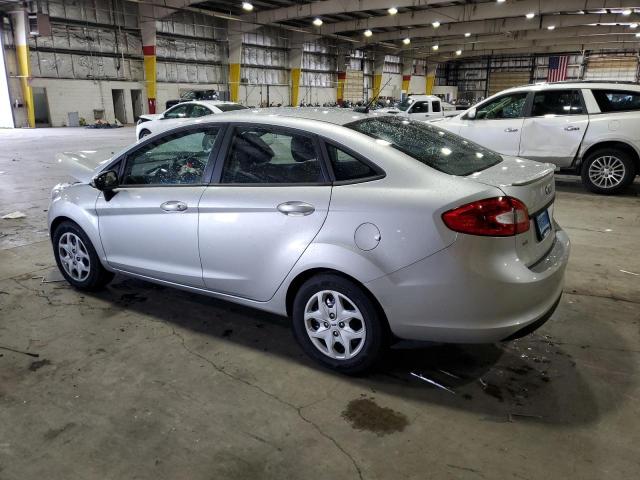 3FADP4BJ0DM221424 - 2013 FORD FIESTA SE SILVER photo 2