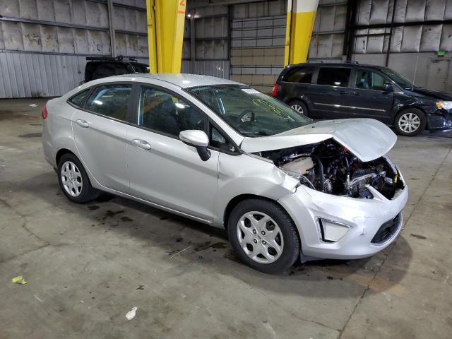 3FADP4BJ0DM221424 - 2013 FORD FIESTA SE SILVER photo 4