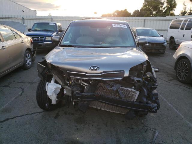 KNDJN2A28K7694996 - 2019 KIA SOUL GRAY photo 5