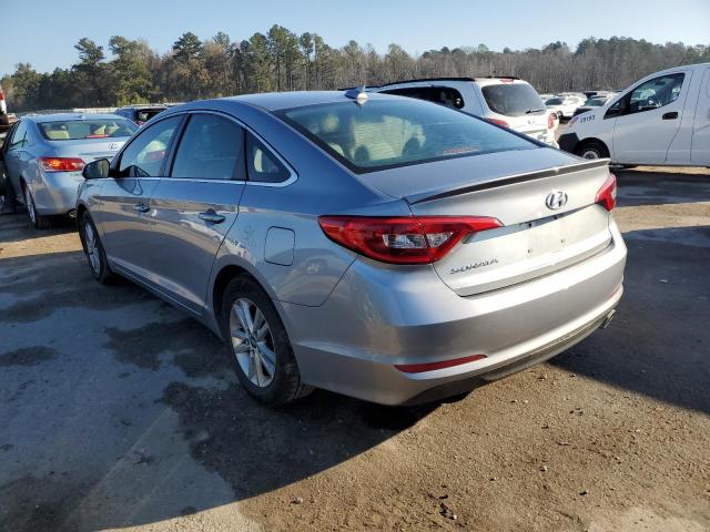 5NPE24AF1HH504162 - 2017 HYUNDAI SONATA SE SILVER photo 2