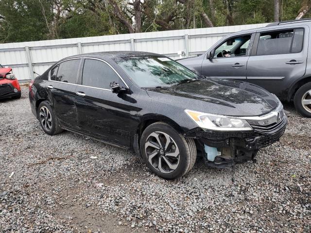 1HGCR2F78HA104276 - 2017 HONDA ACCORD EX BLACK photo 4