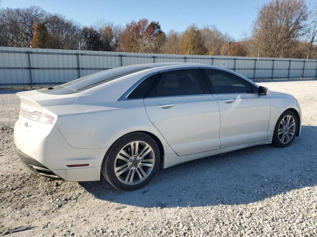 3LN6L2GK8FR614531 - 2015 LINCOLN MKZ WHITE photo 3