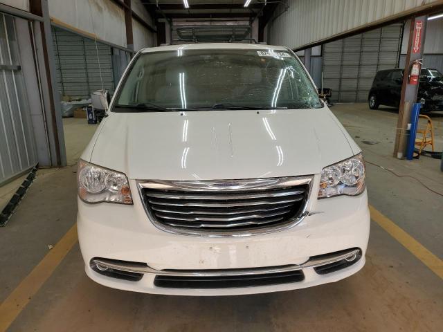 2C4RC1CG1DR565852 - 2013 CHRYSLER TOWN & COU TOURING L WHITE photo 5