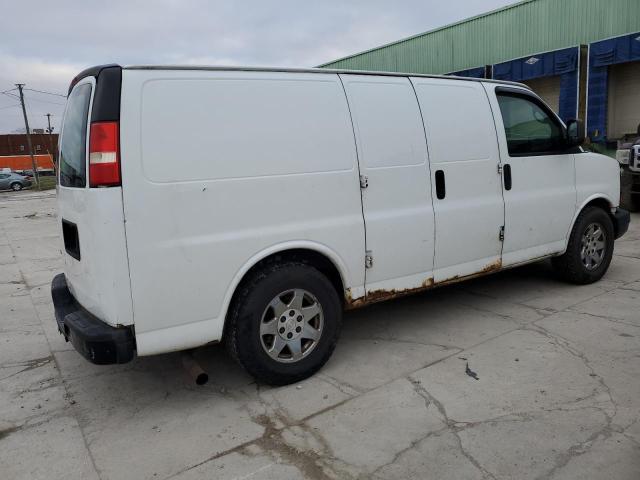 1GCFG15X491116729 - 2009 CHEVROLET EXPRESS G1 WHITE photo 3