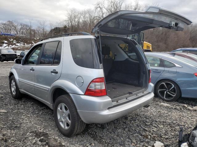 4JGAB57EX3A425023 - 2003 MERCEDES-BENZ ML 350 SILVER photo 2