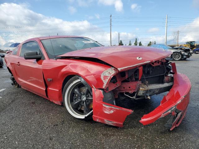 1ZVHT82H585138706 - 2008 FORD MUSTANG GT RED photo 4