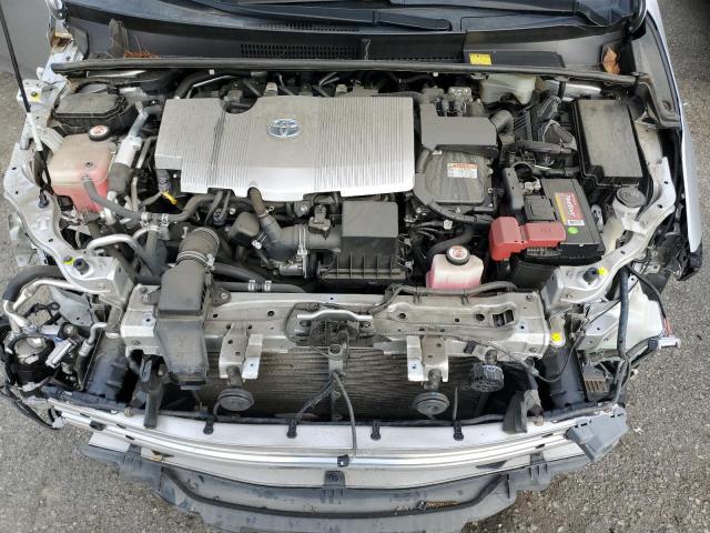 JTDKARFP1H3032643 - 2017 TOYOTA PRIUS PRIM 银色 照片 11