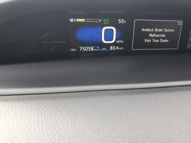 JTDKARFP1H3032643 - 2017 TOYOTA PRIUS PRIM 银色 照片 9
