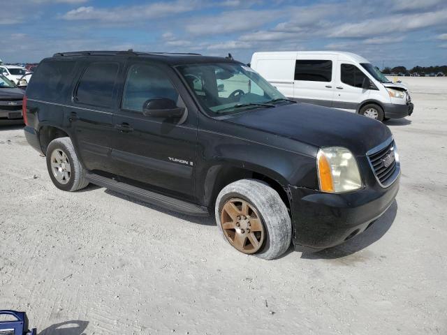 1GKFK130X7R157955 - 2007 GMC YUKON BLACK photo 4