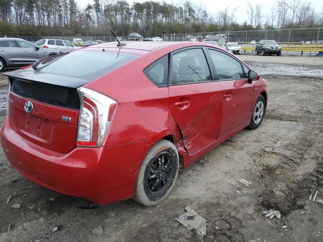 JTDKN3DUXF1943086 - 2015 TOYOTA PRIUS RED photo 3