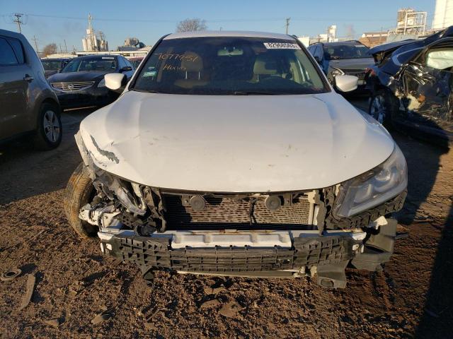 1HGCR2F3XGA228495 - 2016 HONDA ACCORD LX WHITE photo 5