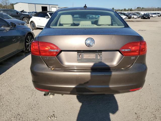 3VWD07AJXEM437314 - 2014 VOLKSWAGEN JETTA SE BROWN photo 6