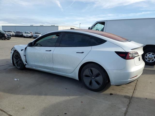 5YJ3E1EA6JF009228 - 2018 TESLA MODEL 3 WHITE photo 2