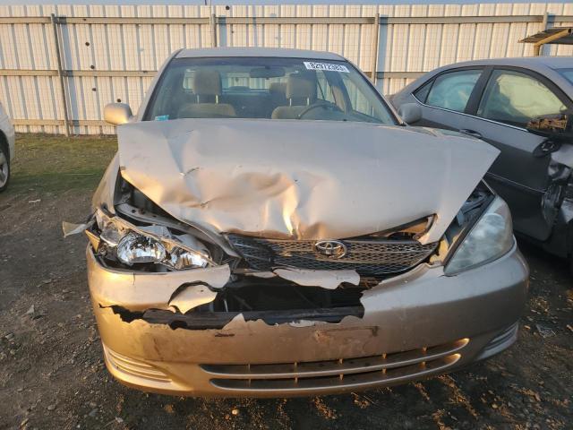 4T1BE32K84U338704 - 2004 TOYOTA CAMRY LE GOLD photo 5