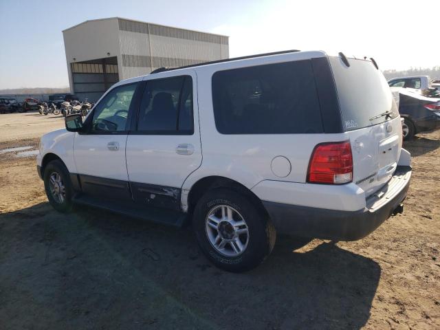 1FMRU15W34LA15669 - 2004 FORD EXPEDITION XLT WHITE photo 2