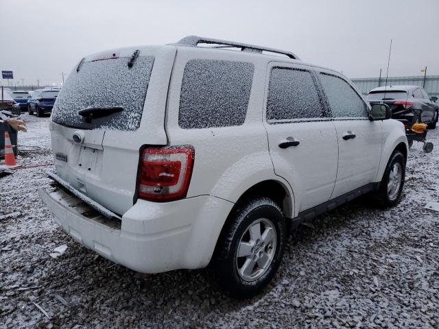 1FMCU0D7XBKA63067 - 2011 FORD ESCAPE XLT WHITE photo 3