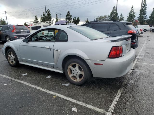 1FAFP40402F200415 - 2002 FORD MUSTANG SILVER photo 2