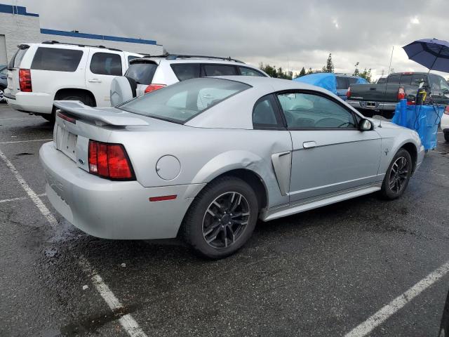 1FAFP40402F200415 - 2002 FORD MUSTANG SILVER photo 3