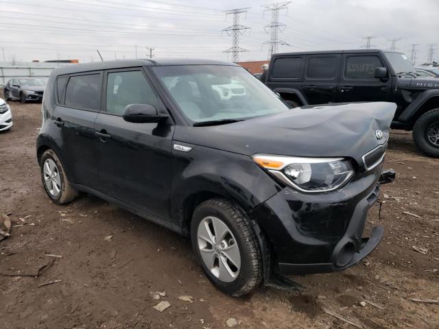 KNDJN2A24G7368314 - 2016 KIA SOUL BLACK photo 4