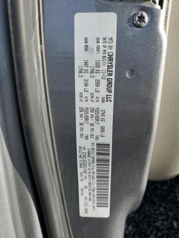 2C4RC1BG3ER217067 - 2014 CHRYSLER TOWN & COU TOURING SILVER photo 13