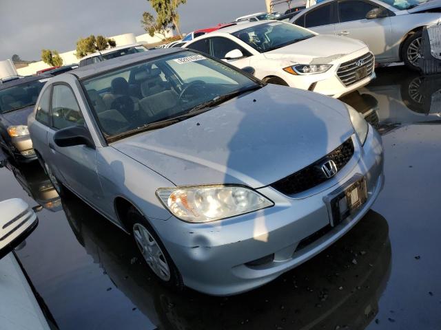 1HGEM22135L020908 - 2005 HONDA CIVIC DX VP SILVER photo 4