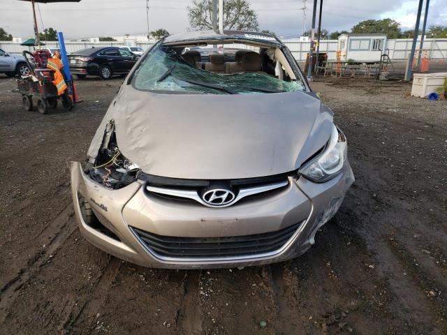 5NPDH4AE4GH706395 - 2016 HYUNDAI ELANTRA SE GOLD photo 5