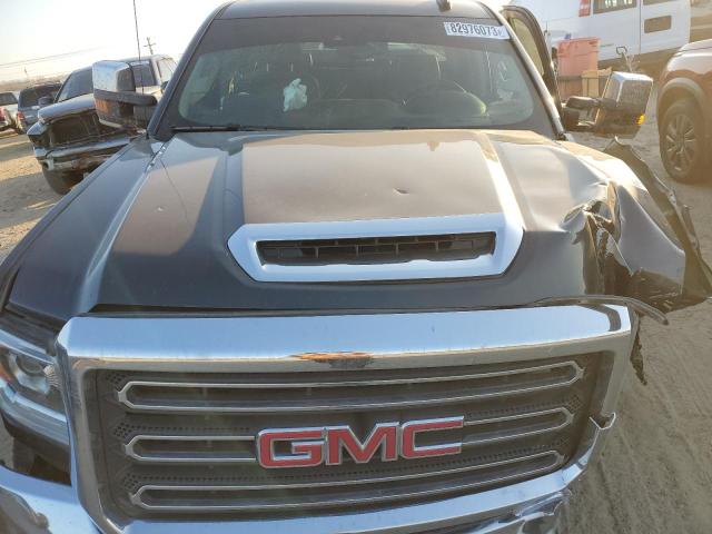 1GT12TEY7JF198217 - 2018 GMC SIERRA K2500 SLT BROWN photo 11