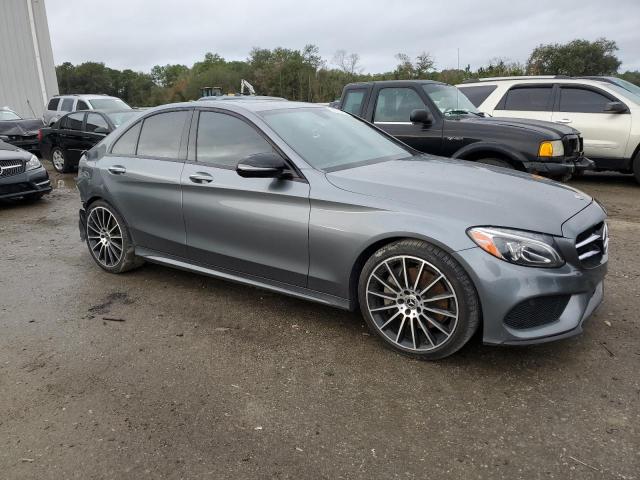 55SWF4JBXJU259855 - 2018 MERCEDES-BENZ C 300 GRAY photo 4