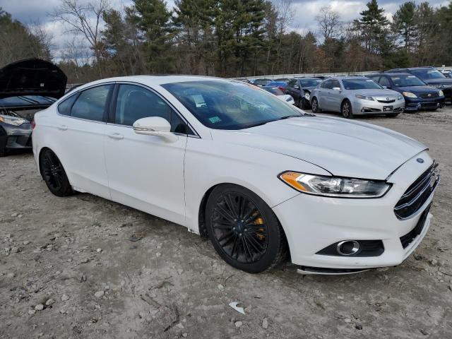 1FA6P0HD9E5369405 - 2014 FORD FUSION SE WHITE photo 4