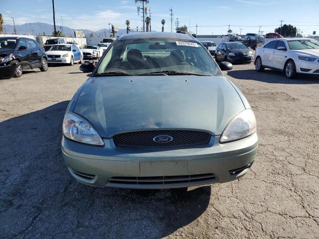 1FAFP53U85A207048 - 2005 FORD TAURUS SE GREEN photo 5