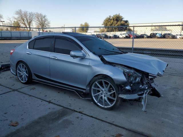 1HGCR2F85HA009912 - 2017 HONDA ACCORD EXL SILVER photo 4