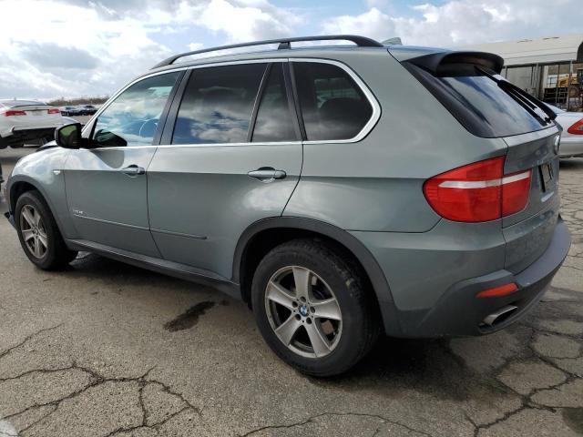 5UXFE8C57AL310615 - 2010 BMW X5 XDRIVE48I TEAL photo 2