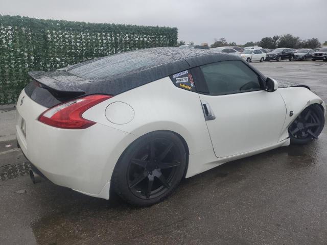 JN1AZ44E59M410518 - 2009 NISSAN 370Z WHITE photo 3