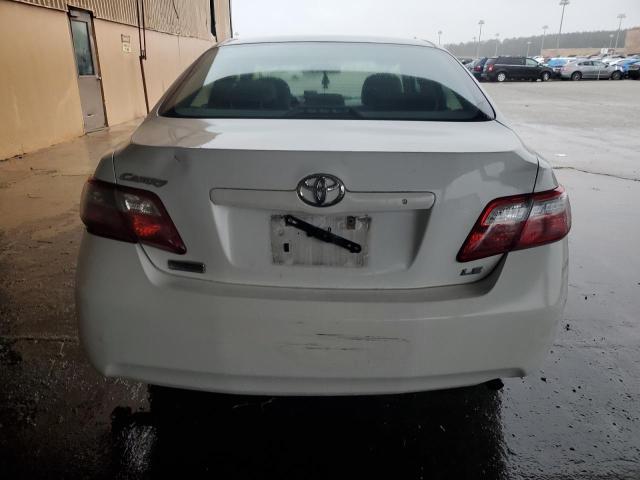 4T1BE46K57U645588 - 2007 TOYOTA CAMRY CE WHITE photo 6