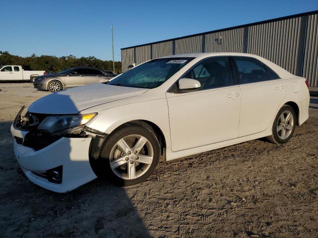 4T1BF1FK2EU410624 - 2014 TOYOTA CAMRY L WHITE photo 1