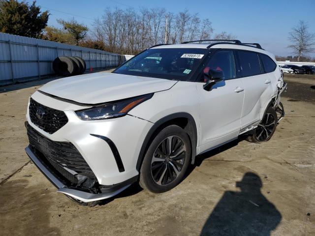 2022 TOYOTA HIGHLANDER XSE, 