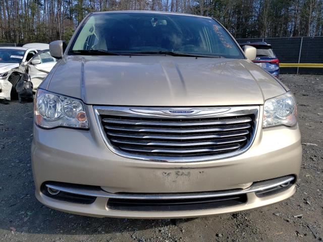 2C4RC1BG1GR127502 - 2016 CHRYSLER TOWN & COU TOURING CREAM photo 5