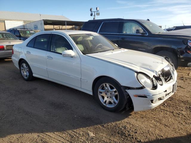 WDBUF22X07B101512 - 2007 MERCEDES-BENZ E 320 CDI WHITE photo 4