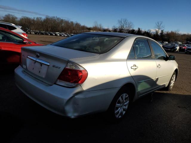 JTDBE32K753010850 - 2005 TOYOTA CAMRY LE SILVER photo 3