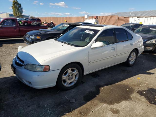 1N4DL01A51C126604 - 2001 NISSAN ALTIMA GXE WHITE photo 1