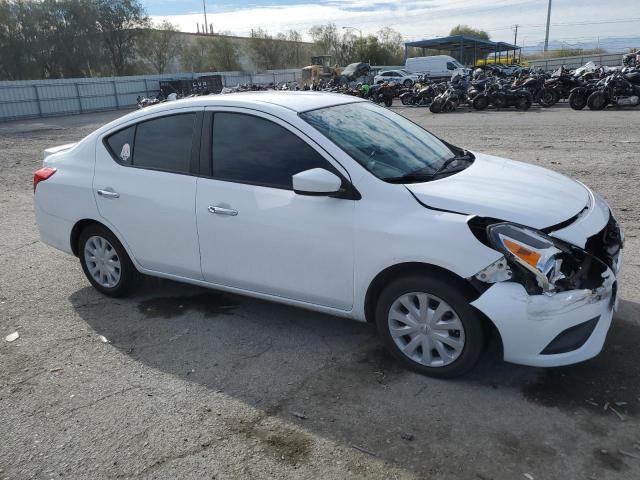 3N1CN7AP2KL850112 - 2019 NISSAN VERSA S WHITE photo 4