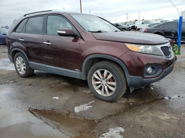 5XYKUCA18BG147833 - 2011 KIA SORENTO EX BURGUNDY photo 4