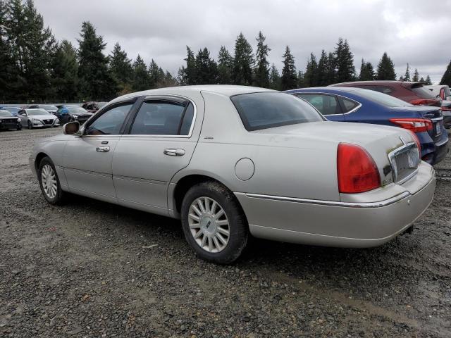 1LNHM83W04Y676554 - 2004 LINCOLN TOWN CAR ULTIMATE SILVER photo 2