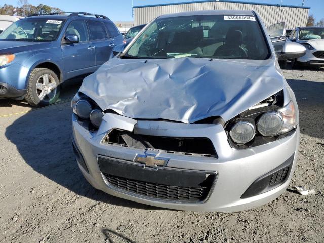 1G1JA5SHXE4209224 - 2014 CHEVROLET SONIC LS SILVER photo 5