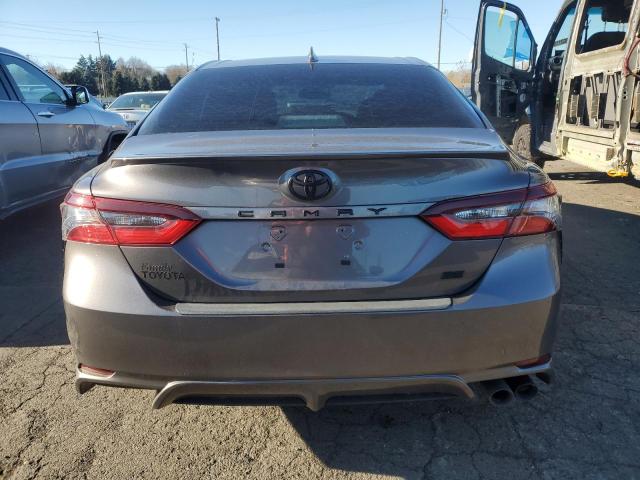 4T1T11AK2PU783398 - 2023 TOYOTA CAMRY SE NIGHT SHADE GRAY photo 6